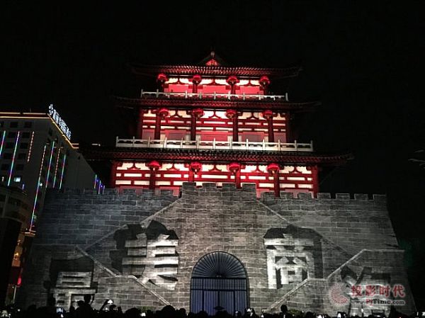 贏康點亮丹鶴樓 打造光影韻味古城