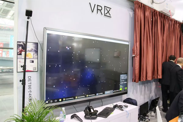 ▲勵控公司展區