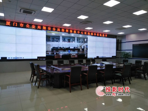 科技強警 飛利浦商顯入駐公安指揮情報中心