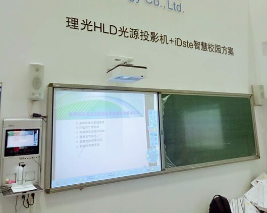 (chung)³ɾ׿Խ ͶӰCIbL