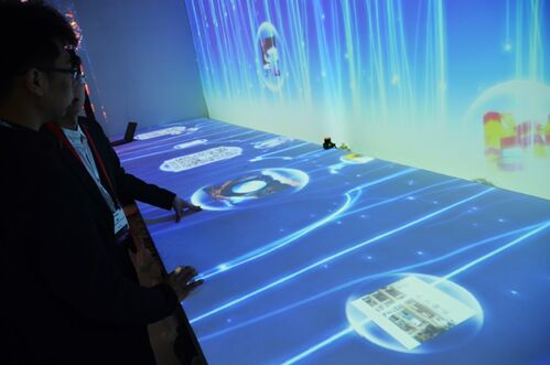 鴻合科技商用BG實力出擊，呈現(xiàn)Infocomm China 2018閃耀亮點