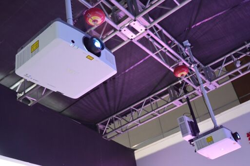 鴻合科技商用BG實力出擊，呈現(xiàn)Infocomm China 2018閃耀亮點