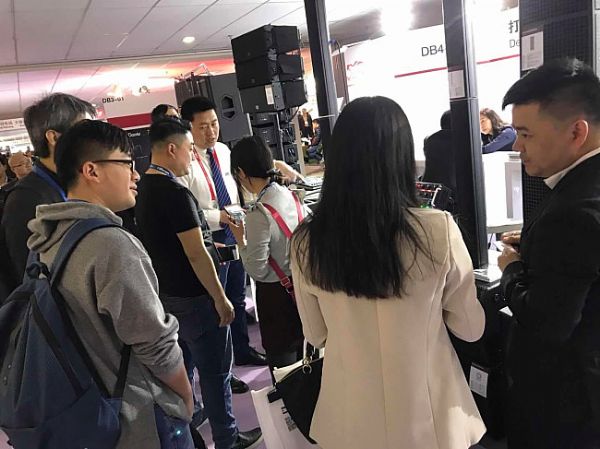音王首次參加北京Infocomm 20路緊湊型數字調音臺吸人氣
