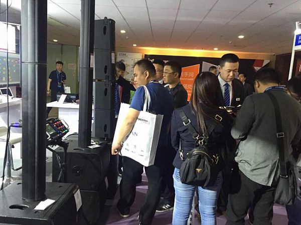 音王首次參加北京Infocomm 20路緊湊型數字調音臺吸人氣