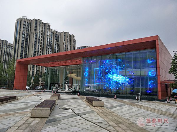 成都青羊基地LED透明屏