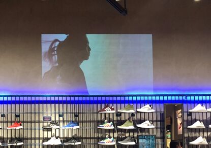 運動邂逅科技，宏碁F261投影機進駐運動品牌零售店