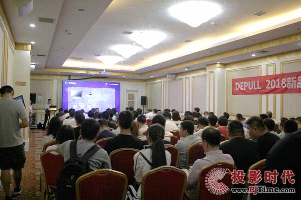 助力決策提效，德普云播控為商顯注魂