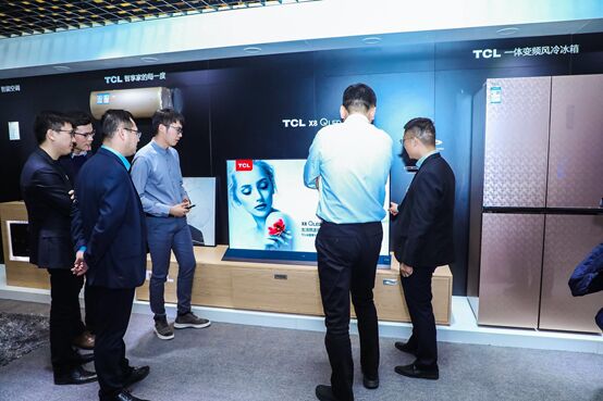 ƷTCLҕһŞX8 QLED TVȫװl
