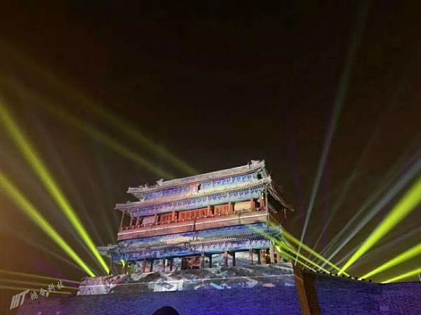 鴻合奉光影秀:永定門城樓賞花“燈”