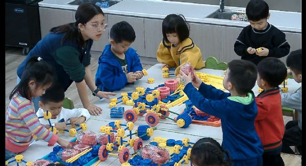 啟智未來 紫旭新品亮相上海國際幼教展
