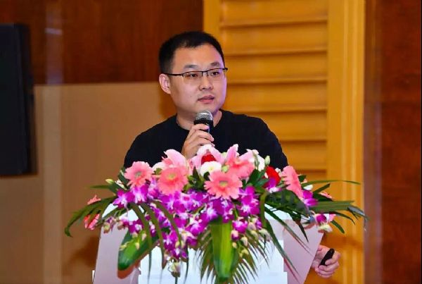 《全球商顯產業研究報告》發布，全球商顯面板Q1出貨130.6萬片
