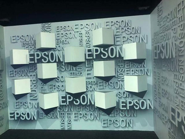 ܄µ InfoComm 2019