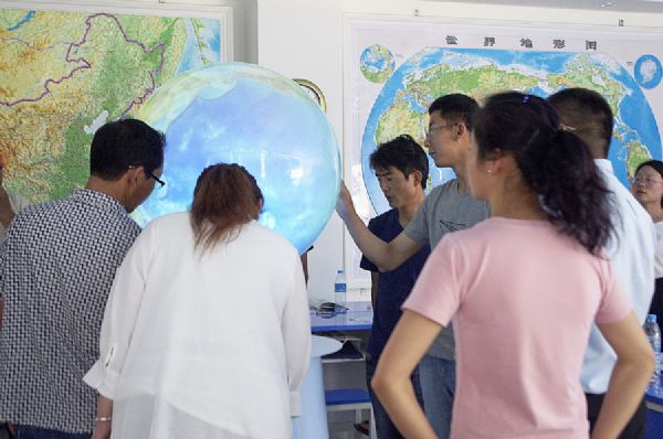 數字空間的魅力革命：玩與學的邊界
