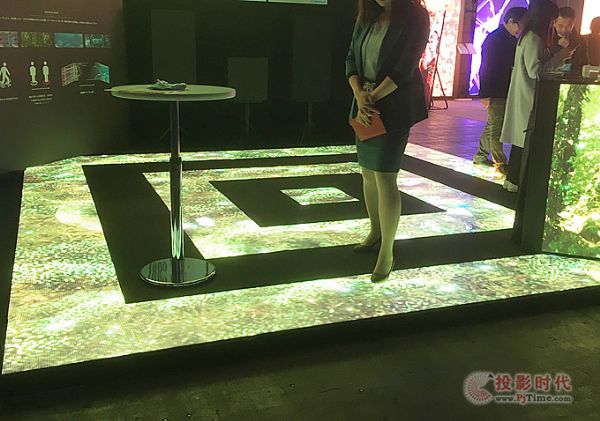 ձLIVE2020Ź