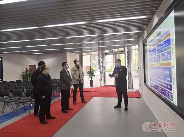 新基建“智慧天軟”激光屏照亮天軟校園