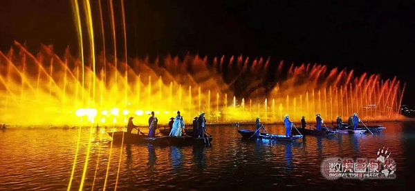 數(shù)虎圖像助力大縱湖實(shí)景水秀 一副蕩氣回腸的“夢(mèng)幻畫卷”