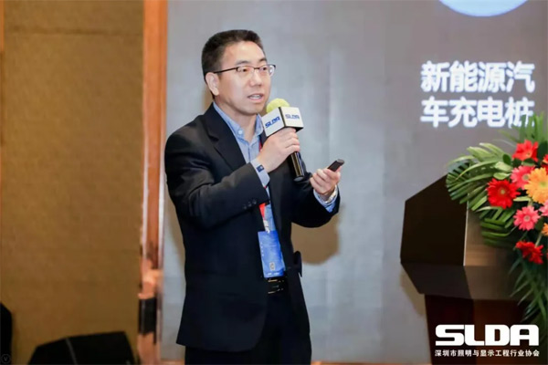雷曼光電發表《8K超高清時代的Micro LED應用》主題演講