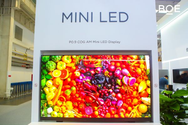 它來了！玻璃基板P0.9LED能攪局市場嗎