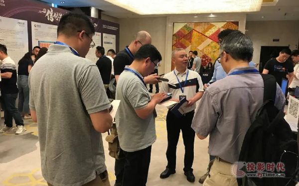 “信創(chuàng)潮起 金陵蝶變”會暢通訊亮相2021江蘇省信創(chuàng)論壇