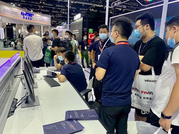 Summcinfo眾立智能極致分布式系統方案閃亮登場北京InfoComm展