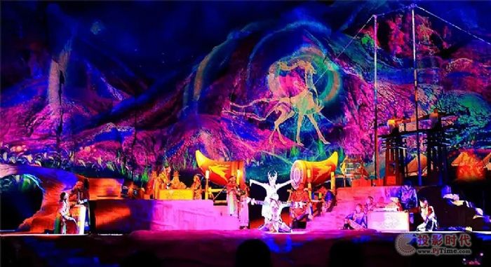 沉浸式夢幻山谷光影演繹《阿蘭拉格達》| 甘肅張掖七彩丹霞景區