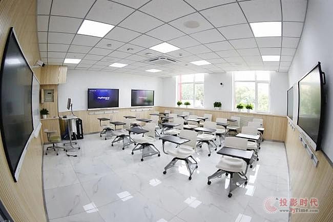 北京語言大學聯(lián)合場景錄播開創(chuàng)者深圳銳取，對教二樓共70余間教室 進行智慧錄播升級建設(shè)!