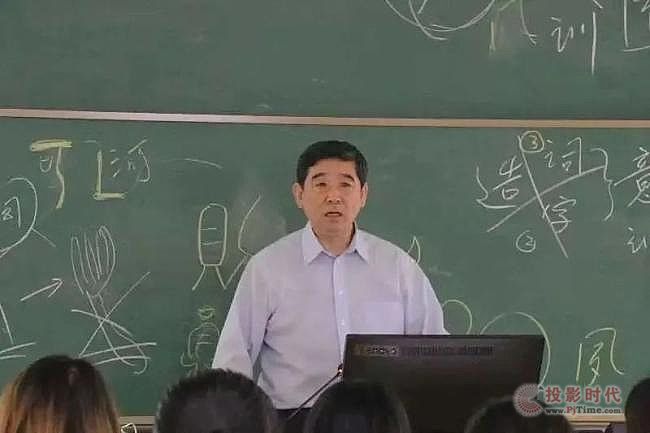 北京語言大學聯(lián)合場景錄播開創(chuàng)者深圳銳取，對教二樓共70余間教室 進行智慧錄播升級建設(shè)!