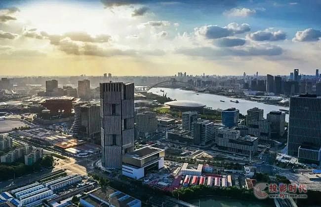 三思為金磚國家新開發銀行總部大樓提供小間距LED顯示系統