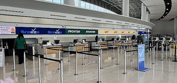 LEDҕlcCֵC_,ýwϢlϵy,֘,ָʾdigital signage