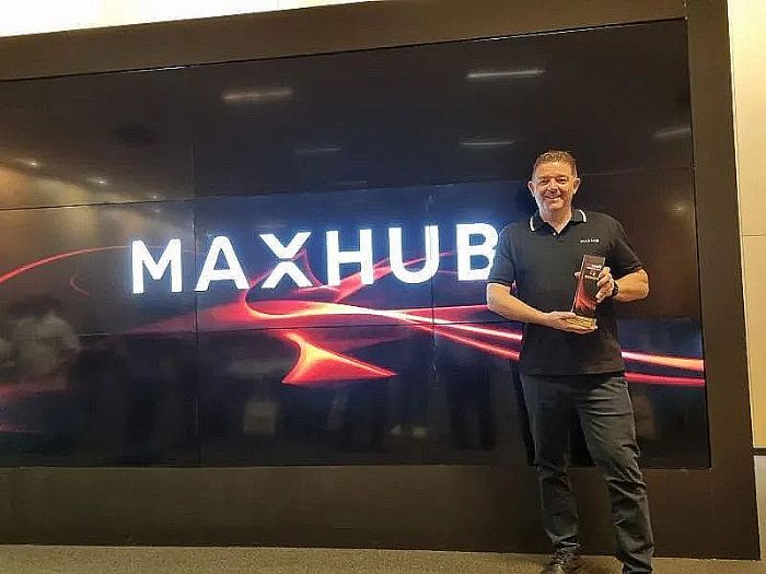 MAXHUB @GISEչһeث@헇HИI