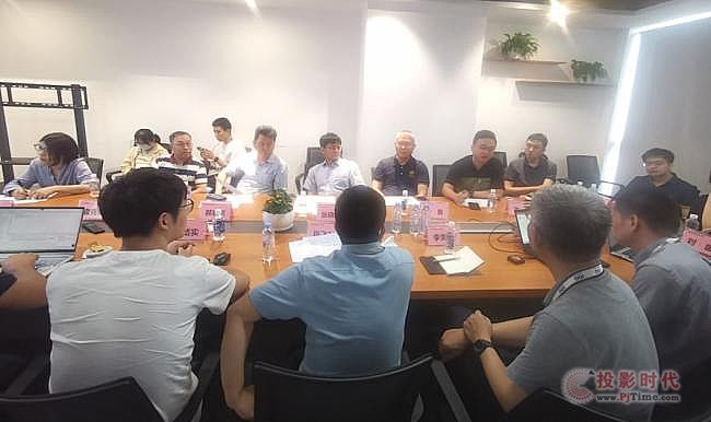 清華大學專家團再次訪問創維，雙方就下一步合作達成意向！