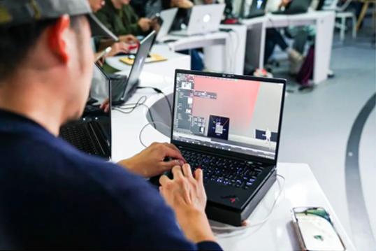 藍普視訊大屏助力中傳虛擬影像創作活動
