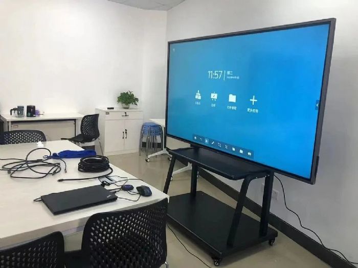 案例丨飛利浦商顯賦能華中科技大學武漢光電國家實驗室數字化建設工程