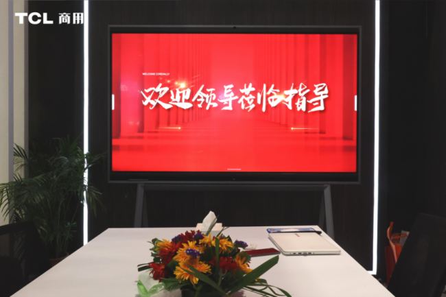 TCLÔyȫ½QLED(j)ԪXR̓M(chng)TSϵСgࡢTSϵCOBԼNXTHUBϵV60proǻƽ及(qing)(sh)ISLEչ
