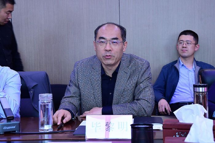 迪威迅與深投控成員英飛拓等企業(yè)在臨沂市羅莊區(qū)順利舉行英旭科技項(xiàng)目簽約儀式