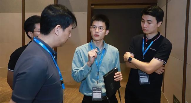 2023新品發(fā)布會——德晟達攜手英特爾共定新一代OPS規(guī)范