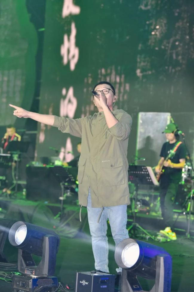 聲揚VCX助力2023·仰韶彩陶坊之夜——洛陽群星演唱會”綻放洛陽體育中心！