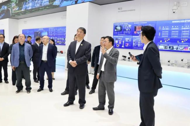 河南省副省長劉尚進一行蒞臨大華股份調(diào)研考察
