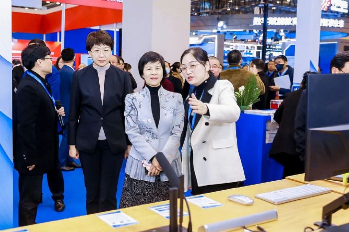智慧科技為裝備賦能，中協智能亮相首屆江蘇（蘇州）教育裝備展
