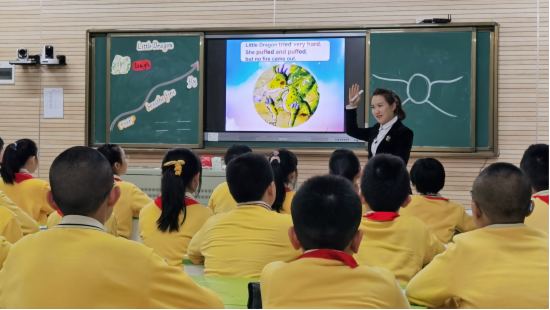 奧威亞|多場(chǎng)景應(yīng)用創(chuàng)新，北京這些學(xué)校如何做實(shí)做深數(shù)字化？