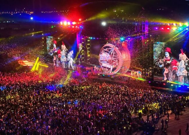 一路生花！聯誠發大屏激發文旅演藝新活力！