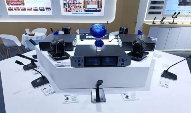 2024廣州音響展：雷蒙電子全新一代“藍鉆”系列無線會議系統引人矚目