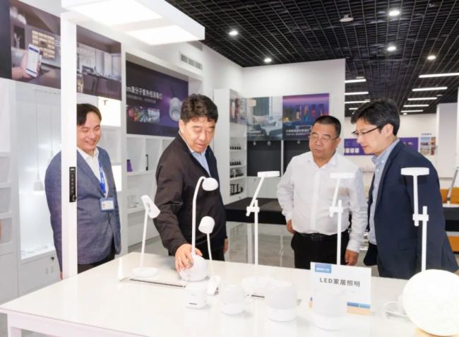 浙江省副省長柯吉欣一行考察調研三思光電浙江浦江大型LED生產基地